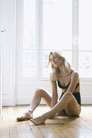 Photographe de Boudoir: Séance photo lingerie boudoir avec Erin Van Dongen par le photographe Antonio Barros
